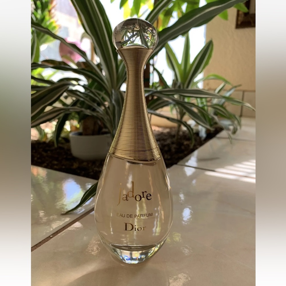 CHRISTIAN DIOR J’ADORE EAU DE PARFUM FULL SIZE TESTER NEW IN BOX